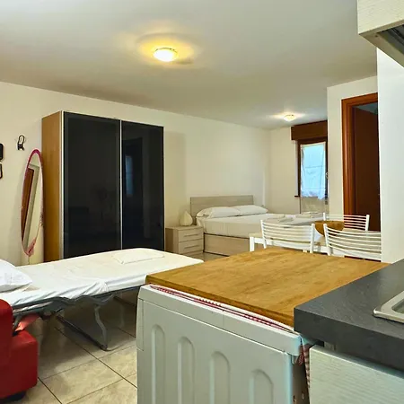 Acquatica House - San Siro District Милан